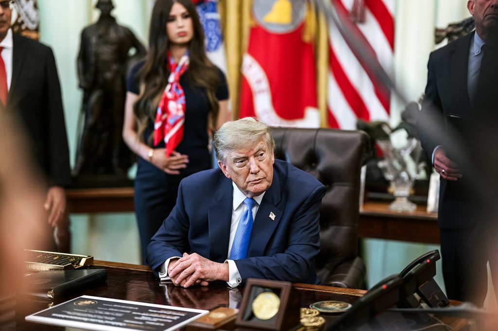 Trump forlod Air Force One i hemmelighed: Journalister blev siddende uden at vide det