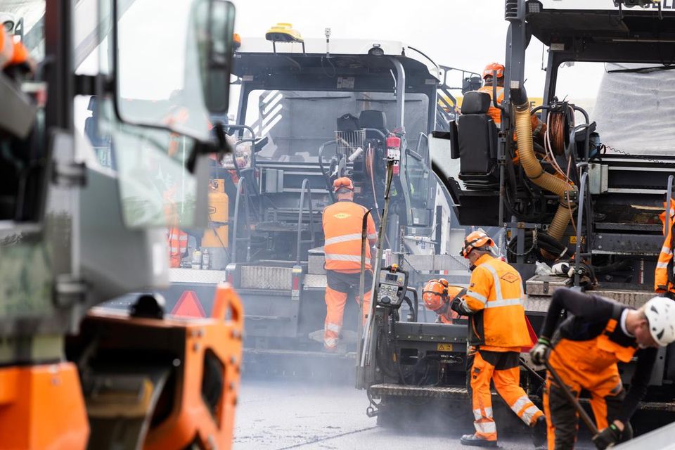 Holstebromotorvejen får ny asfalt ved Herning